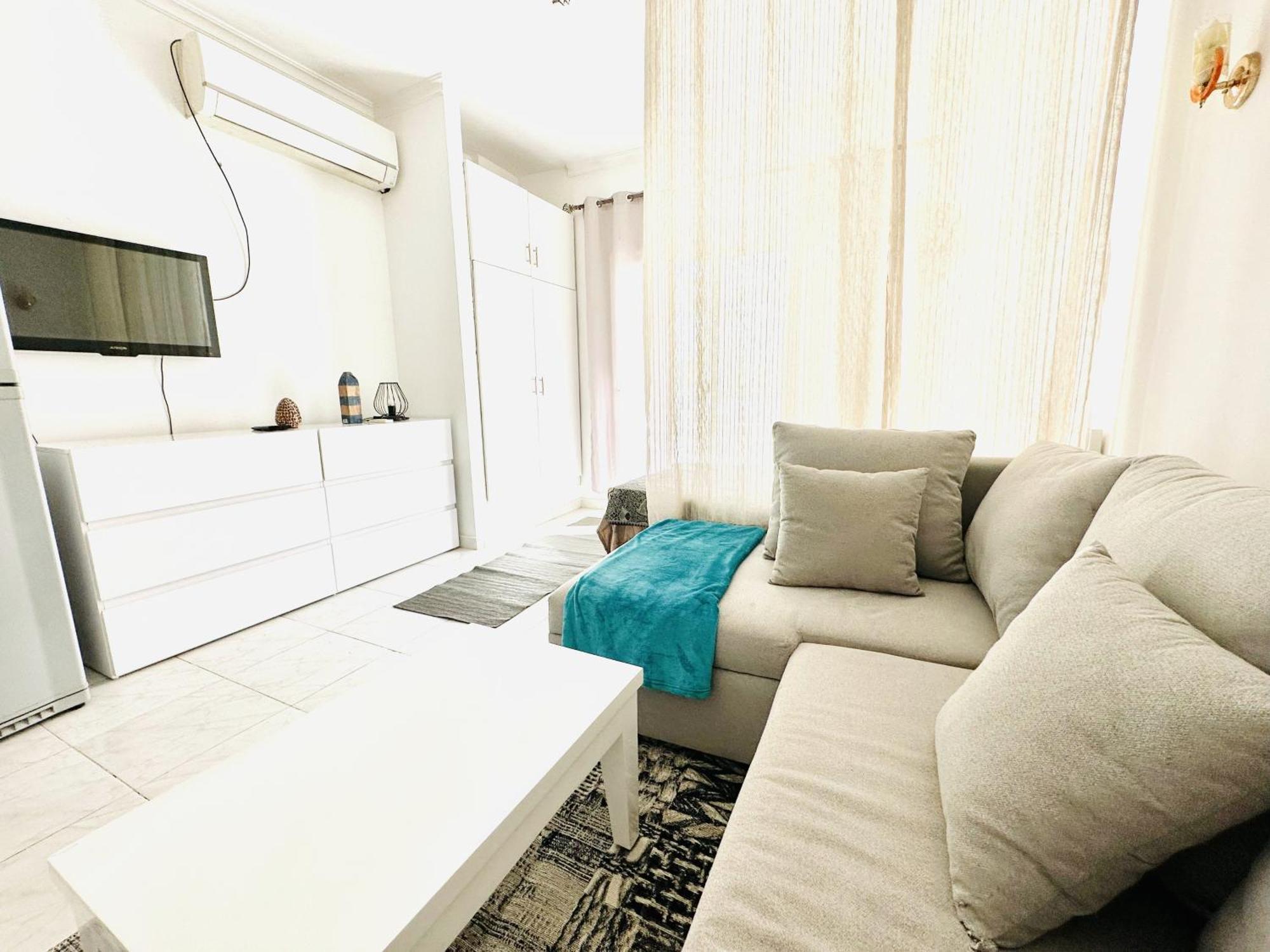 Apartament Lotus Elegant Pool View *