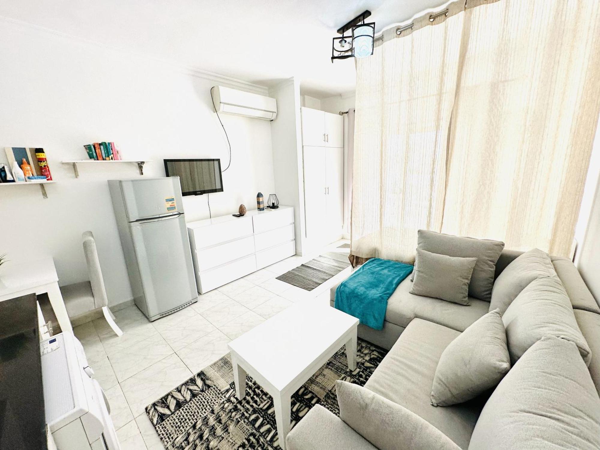 Apartment Lotus Elegant Pool View *